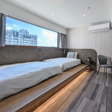 K Hotel - Yizhong Taichung Exteriör bild