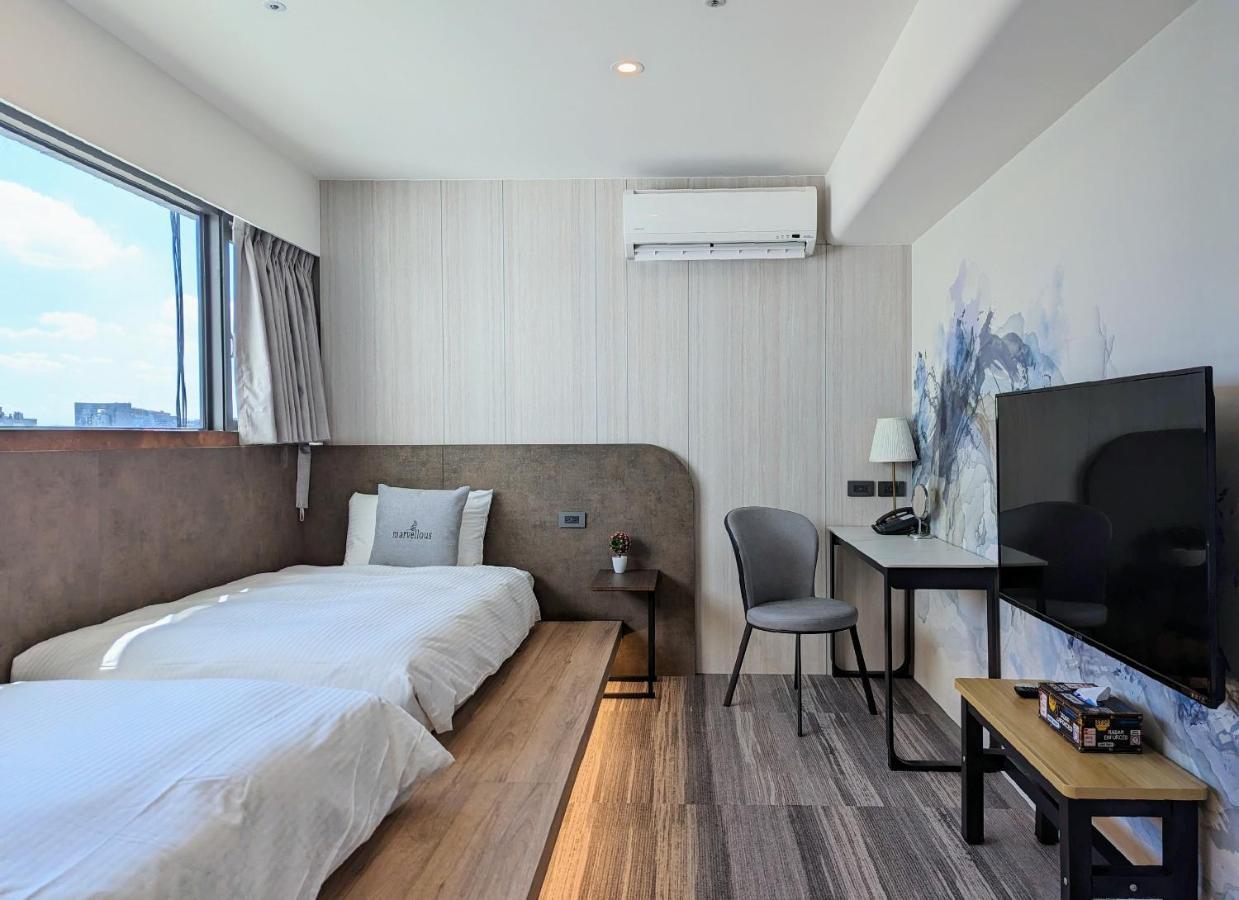 K Hotel - Yizhong Taichung Exteriör bild