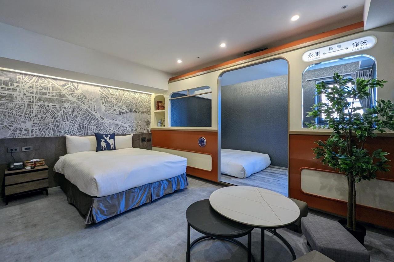 K Hotel - Yizhong Taichung Exteriör bild