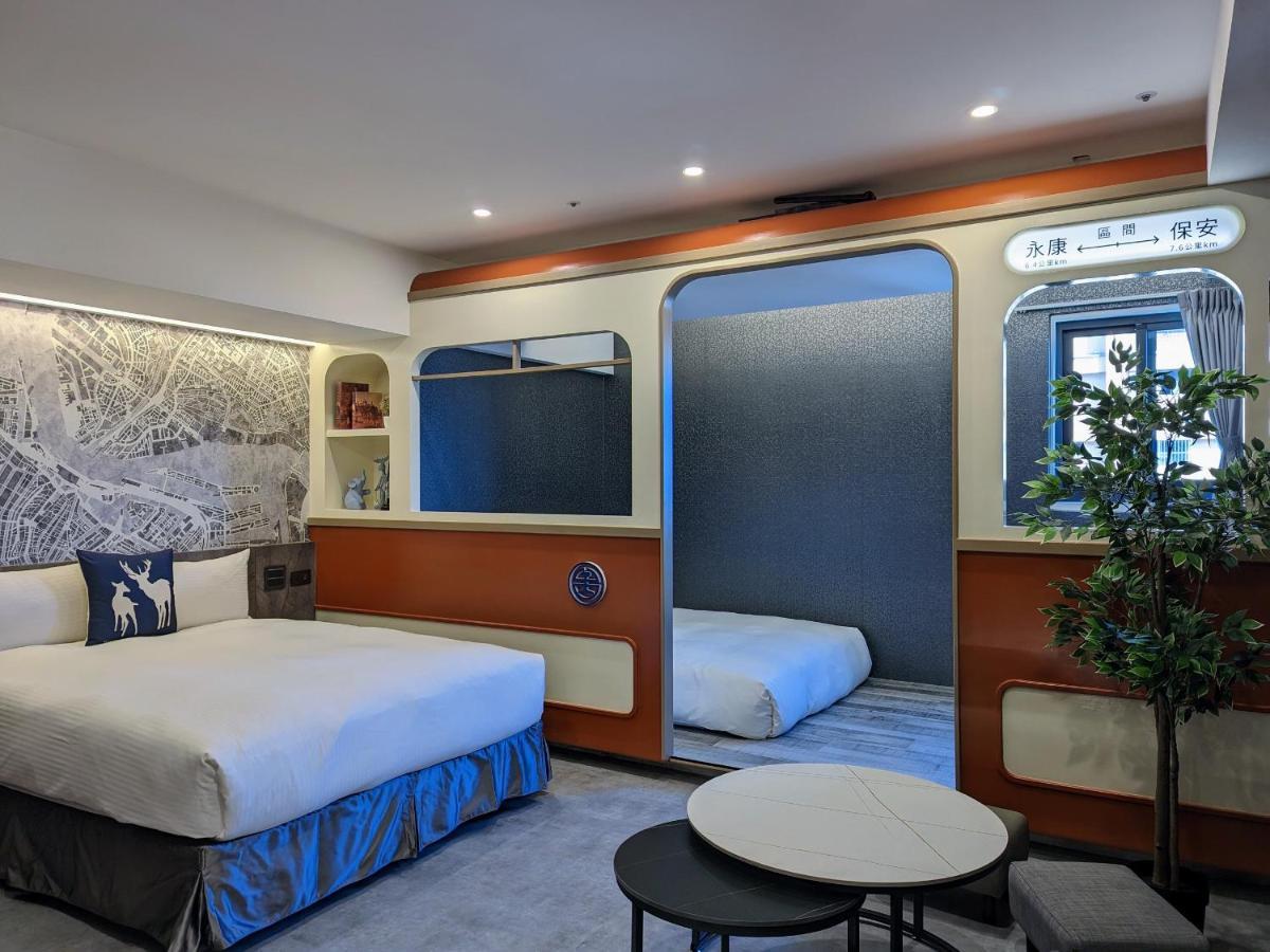K Hotel - Yizhong Taichung Exteriör bild
